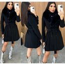 Sobretudo Feminino de Lã Batida com Faixa e Capuz Ajustável